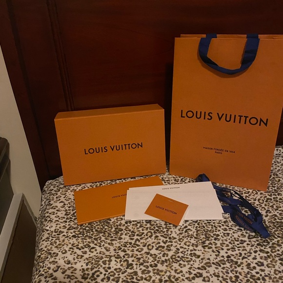 Louis Vuitton box & packaging bundle - Picture 2 of 6